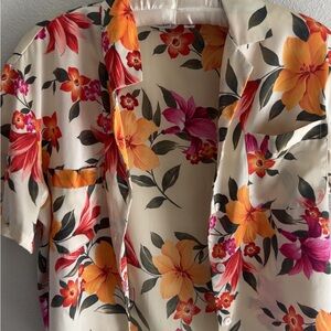VS Silk Short Sleeve Blazer